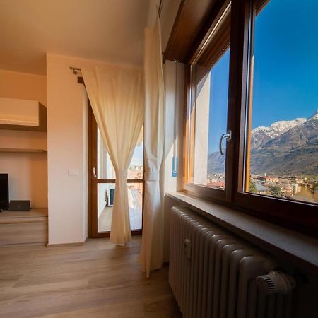 Blue Moon - Via Parigi Apartments Aosta Esterno foto